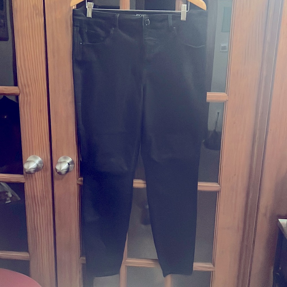 Maurice’s Ever Flex High Rise Pants, Size 14 Regular, Black